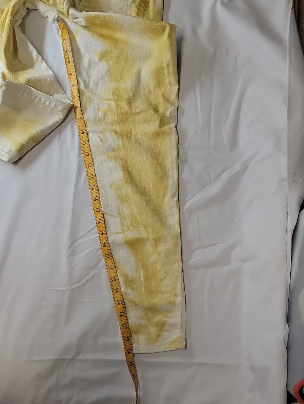 Levi's White and Yellow Tie-Dye Slim Straight Jeans Leggings 29